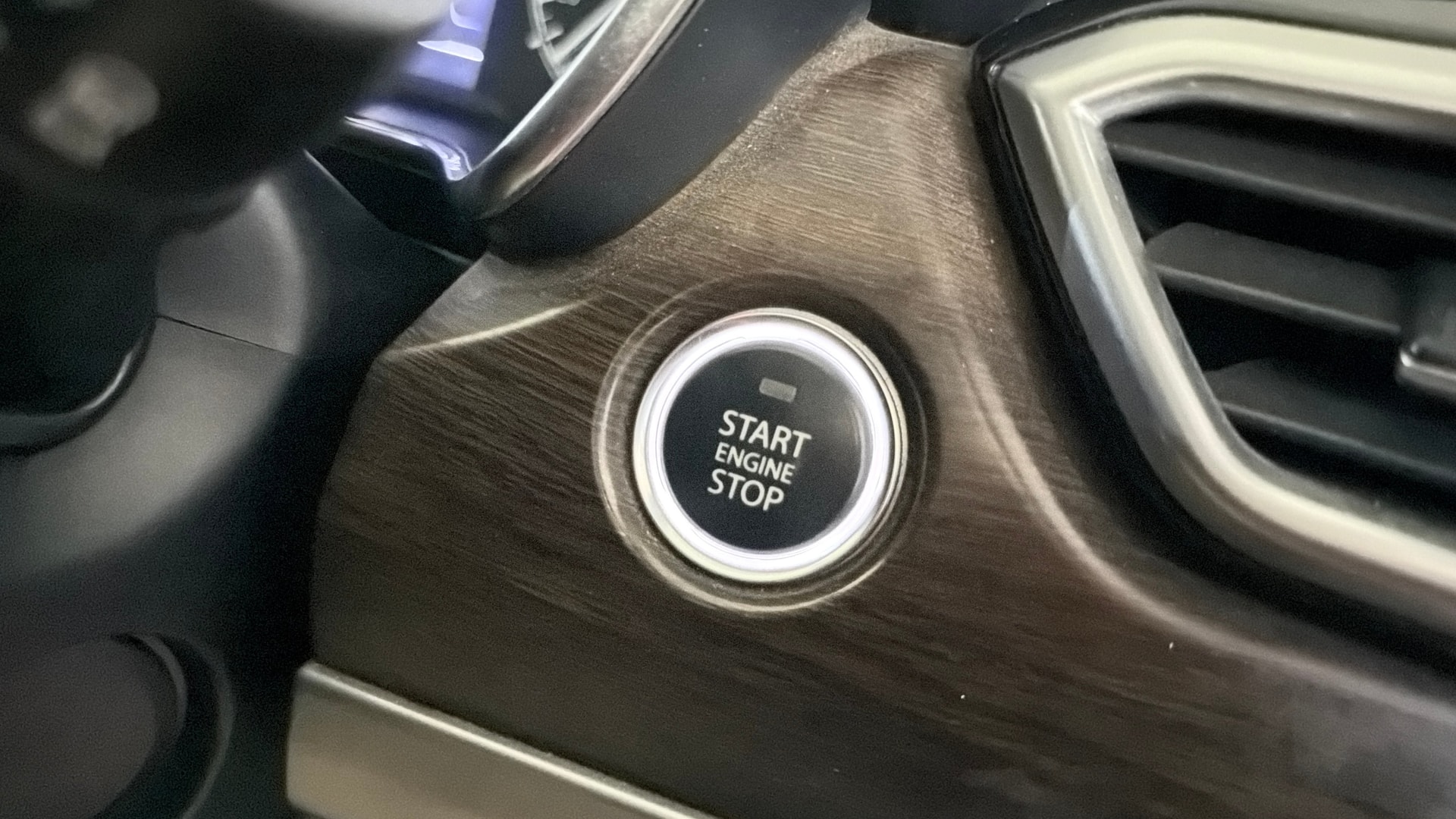 View 2019 Tata Harrier XE Image 35 Used 2019 Tata Harrier XE Image 35
