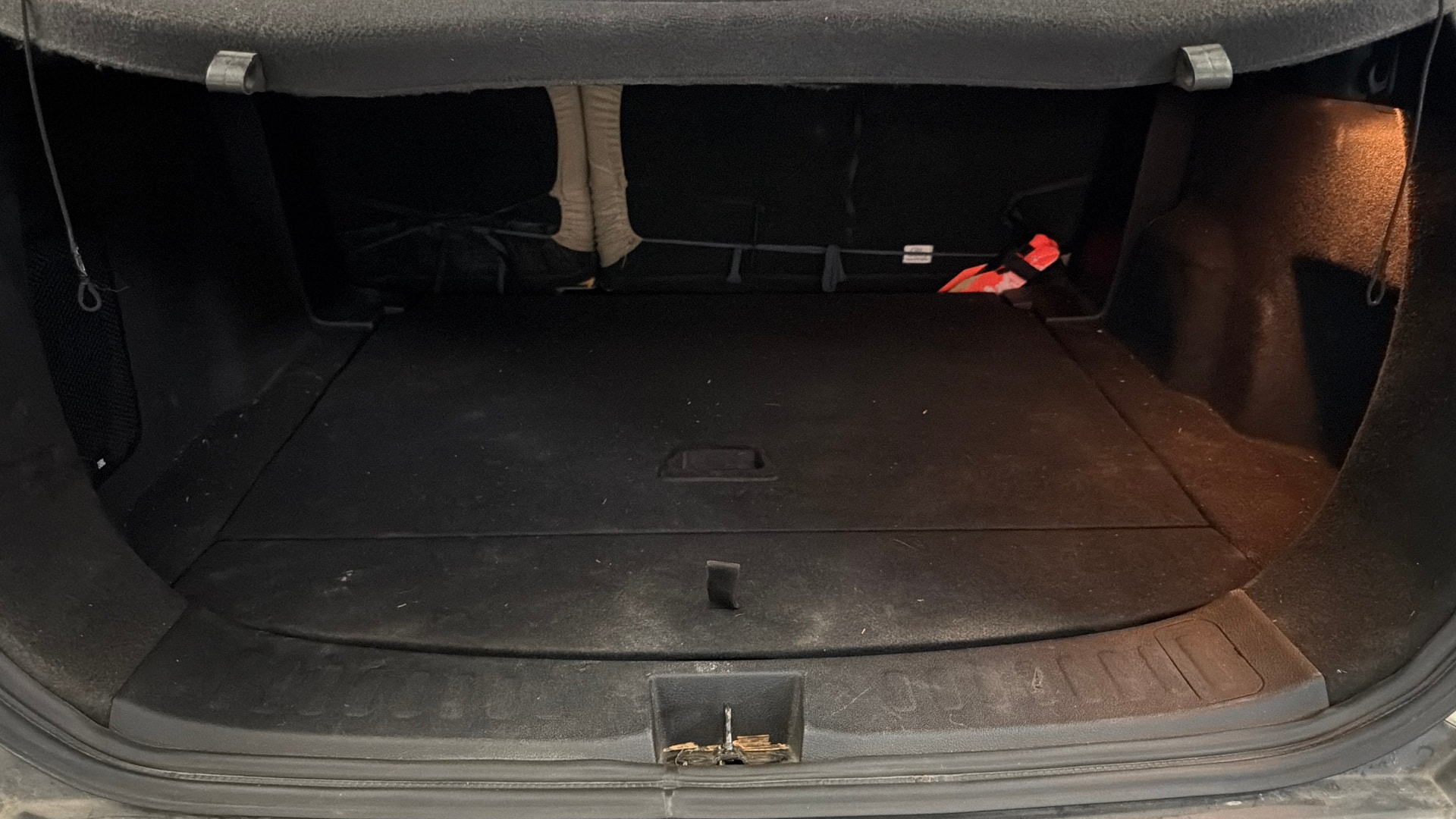 View 2019 Tata Harrier XE Image 11 Used 2019 Tata Harrier XE Image 11