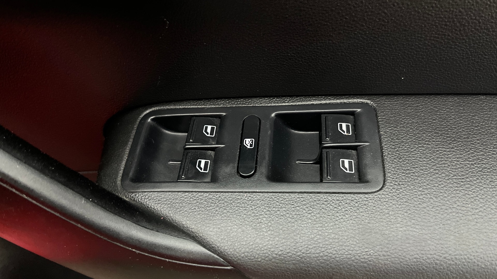 View 2019 Volkswagen Vento 1.2 L TSI Comfortline Petrol AT Image 34 Used 2019 Volkswagen Vento 1.2 L TSI Comfortline Petrol AT Image 34