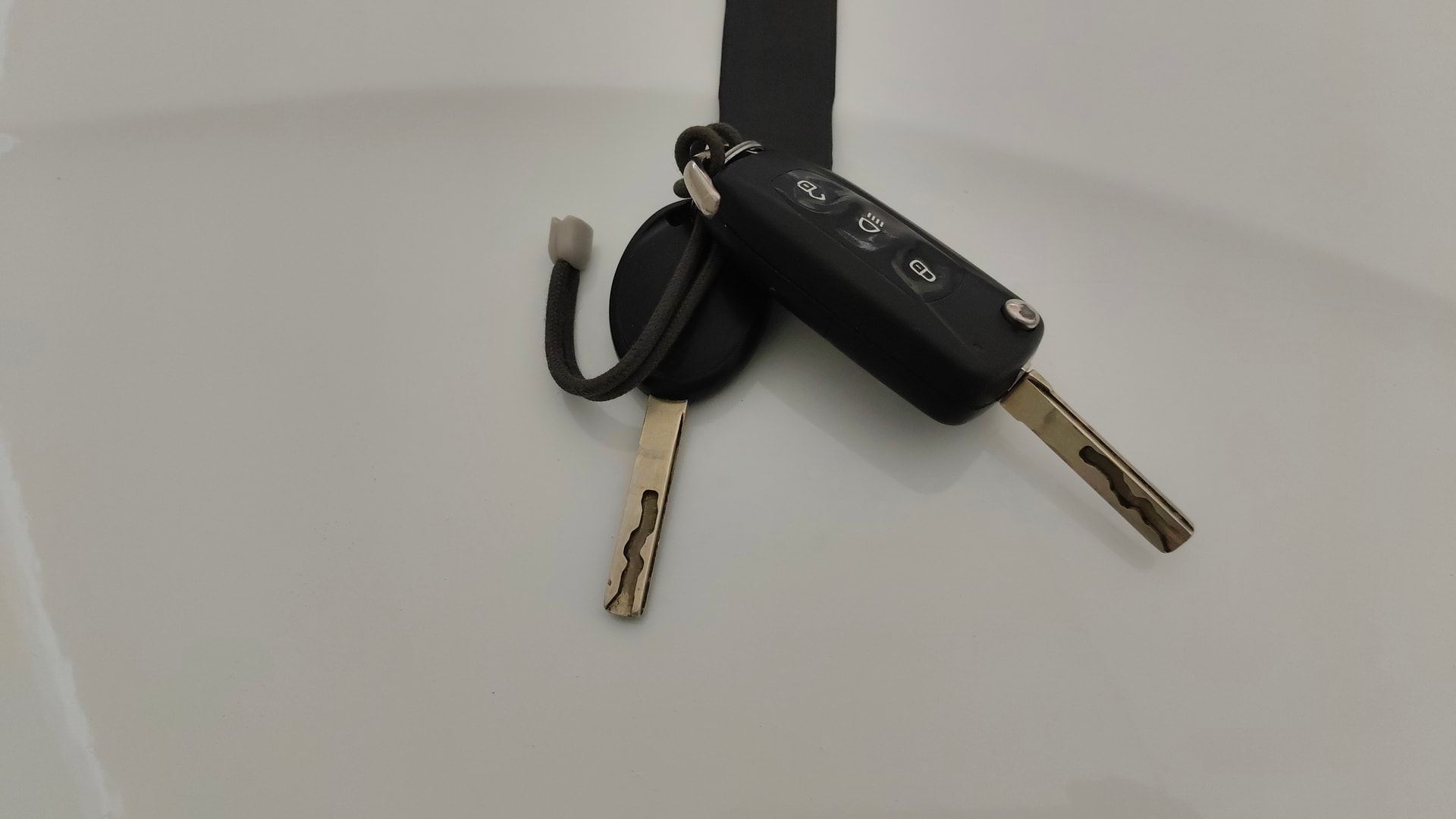 View 2018 Tata Nexon Revotron XM Image 26 Used 2018 Tata Nexon Revotron XM Image 26