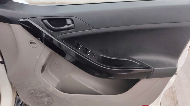 View Tata Nexon Image 32 Used Tata Nexon Image 32