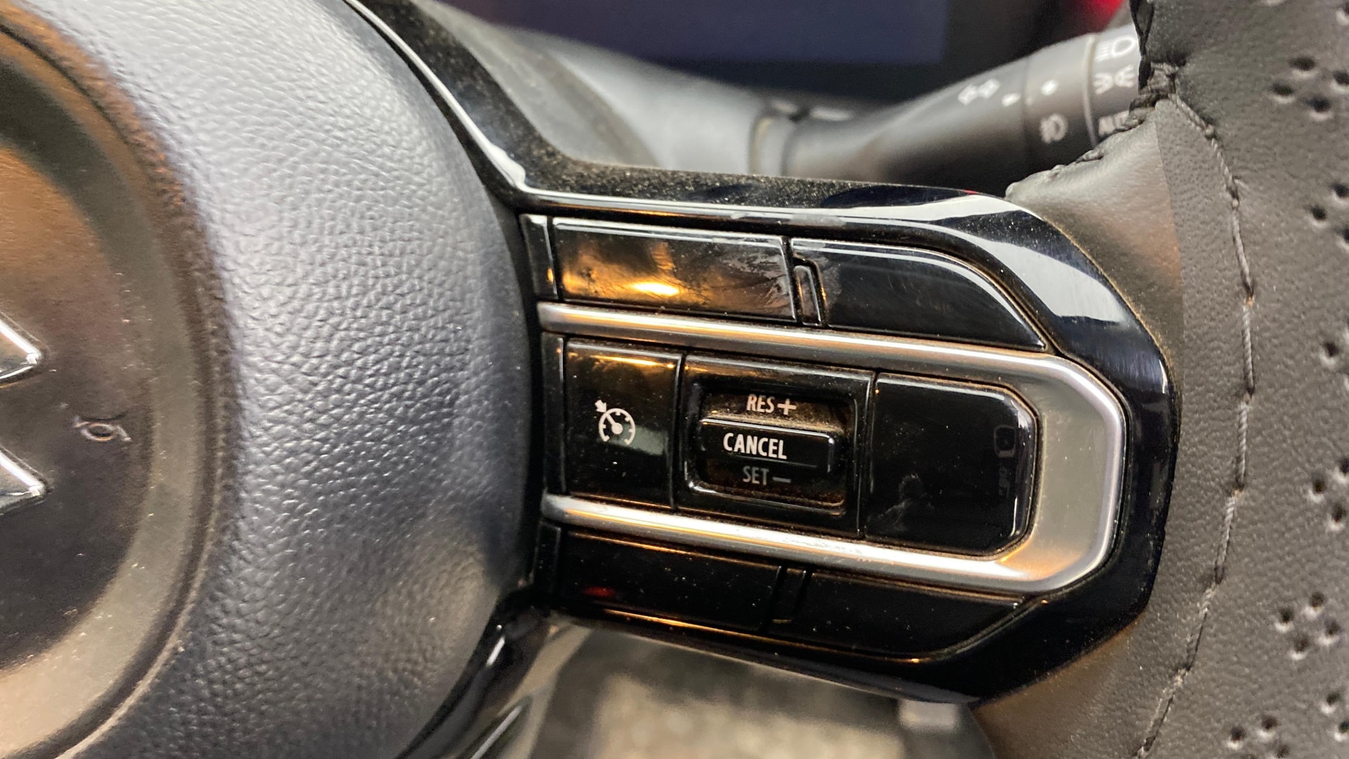 View 2025 Maruti Suzuki 1000 Base Variant Image 3 Used 2025 Maruti Suzuki 1000 Base Variant Image 3