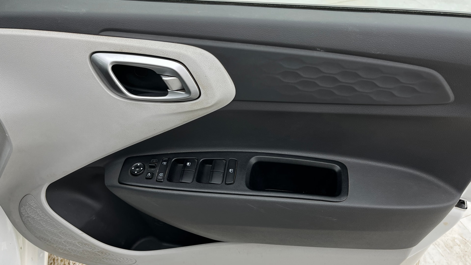 View 2020 Hyundai Grand i10 Nios Asta Petrol AMT Image 33 Used 2020 Hyundai Grand i10 Nios Asta Petrol AMT Image 33