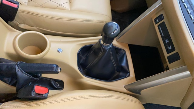 View Toyota Innova Crysta Image 39 Used Toyota Innova Crysta Image 39