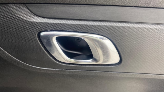 View Renault Kwid Image 33 Used Renault Kwid Image 33