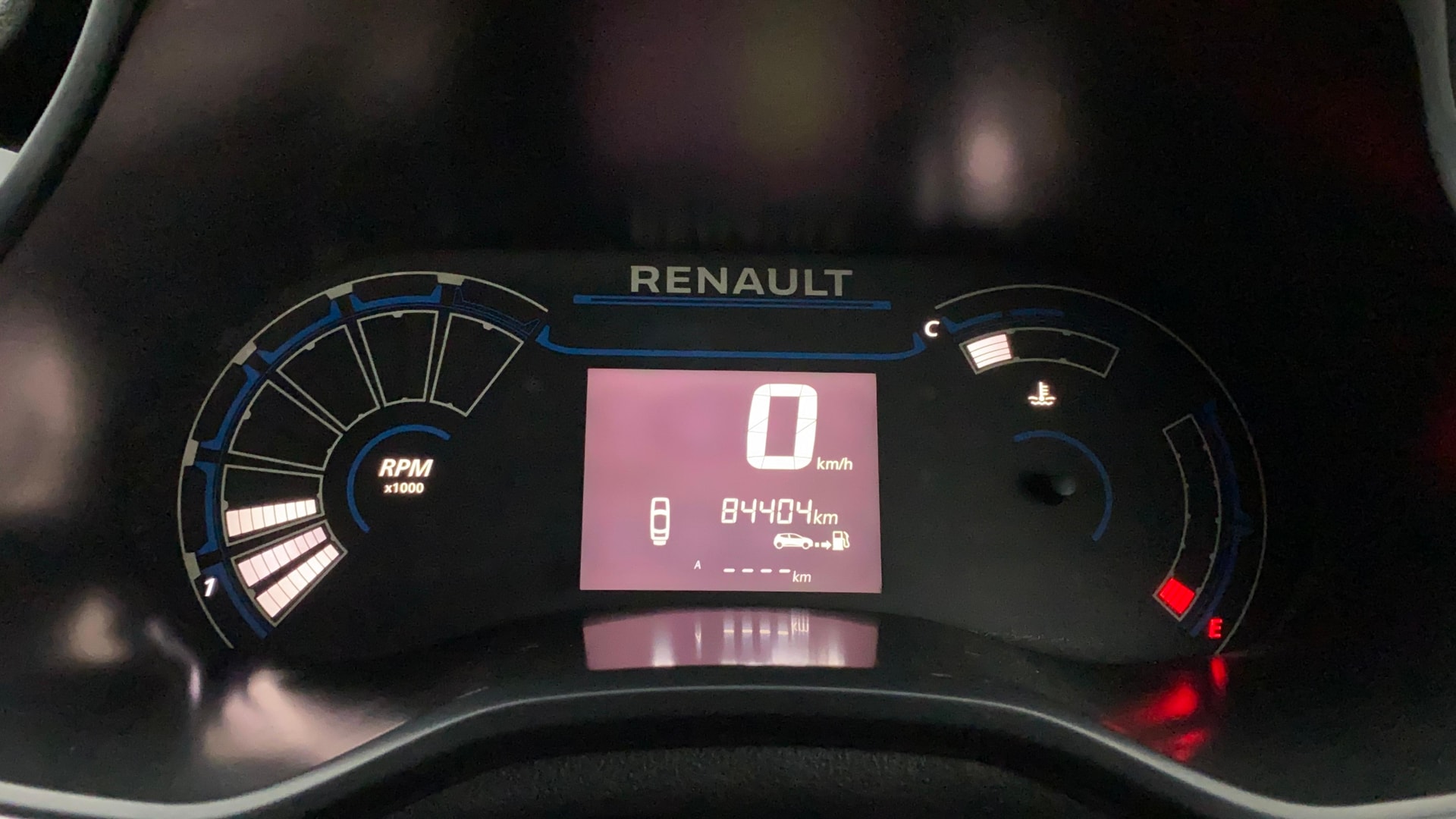 View 2019 Renault Triber RXE Image 34 Used 2019 Renault Triber RXE Image 34