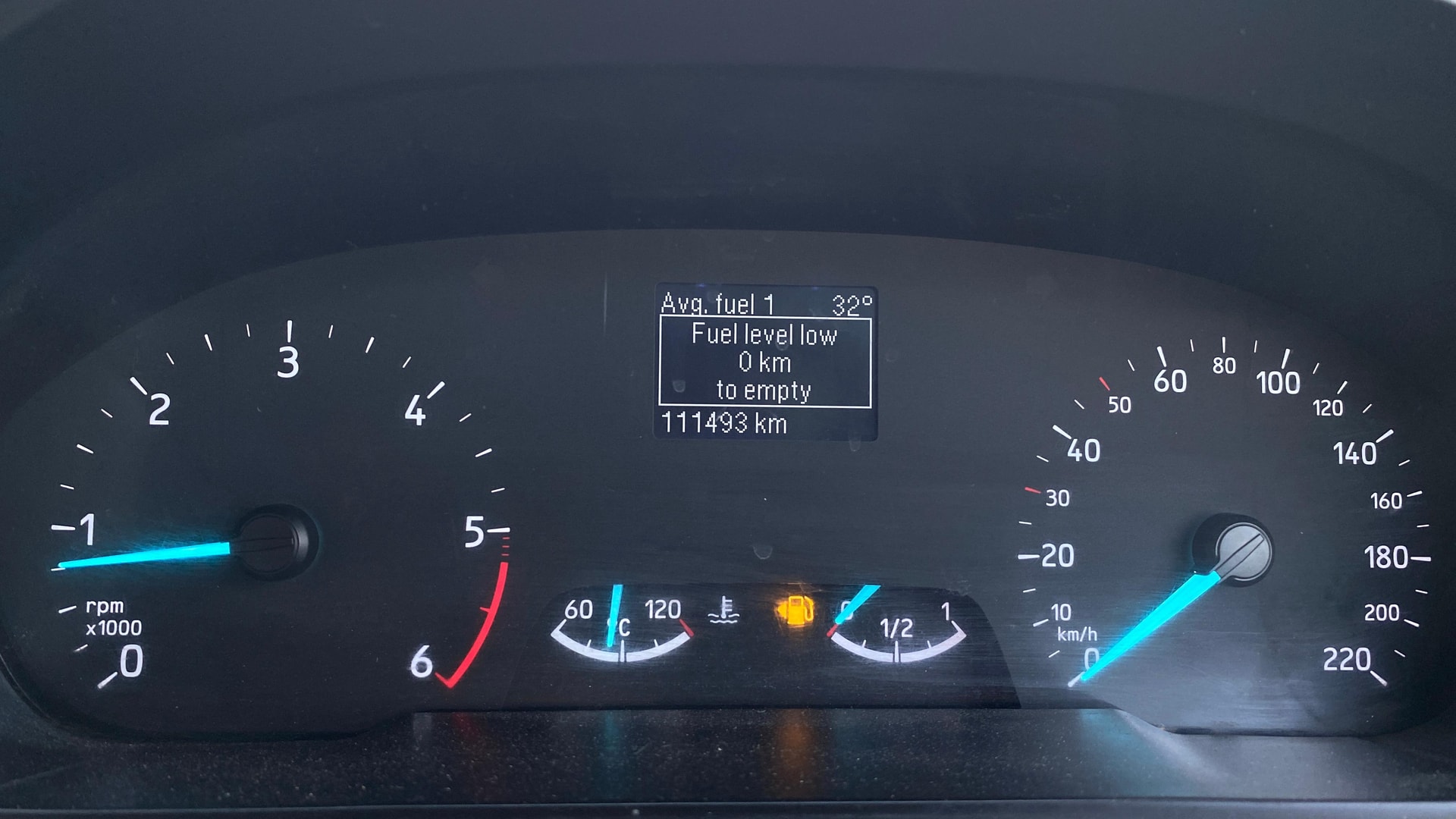 View 2018 Ford EcoSport 1.5 TDCi Diesel Ambiente BS IV Image 35 Used 2018 Ford EcoSport 1.5 TDCi Diesel Ambiente BS IV Image 35