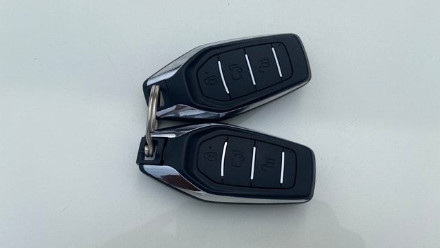 View Mahindra XUV500 Image 20 Used Mahindra XUV500 Image 20