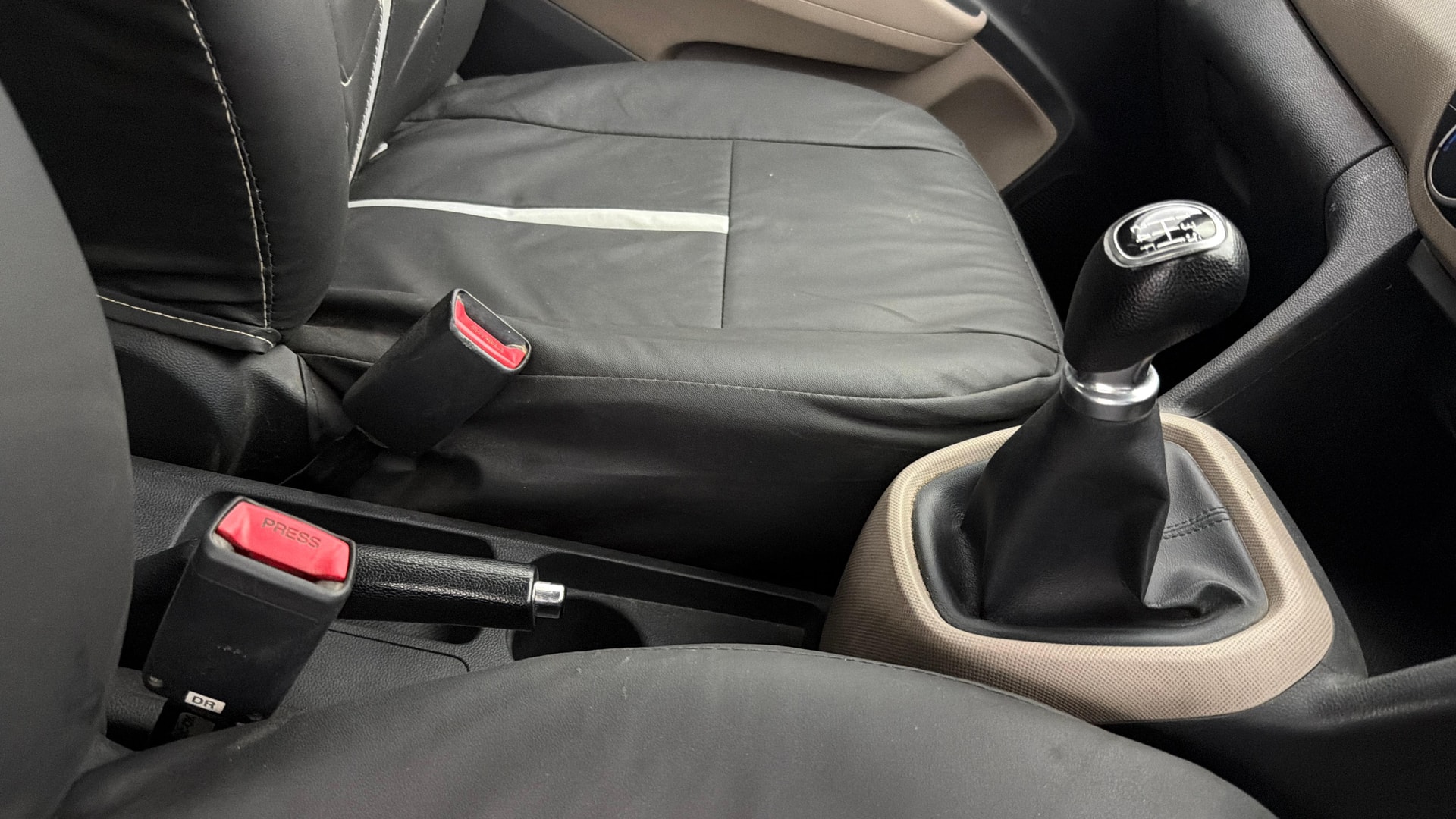 Used 2018 Hyundai Grand i10 Used 2018 Hyundai Grand i10