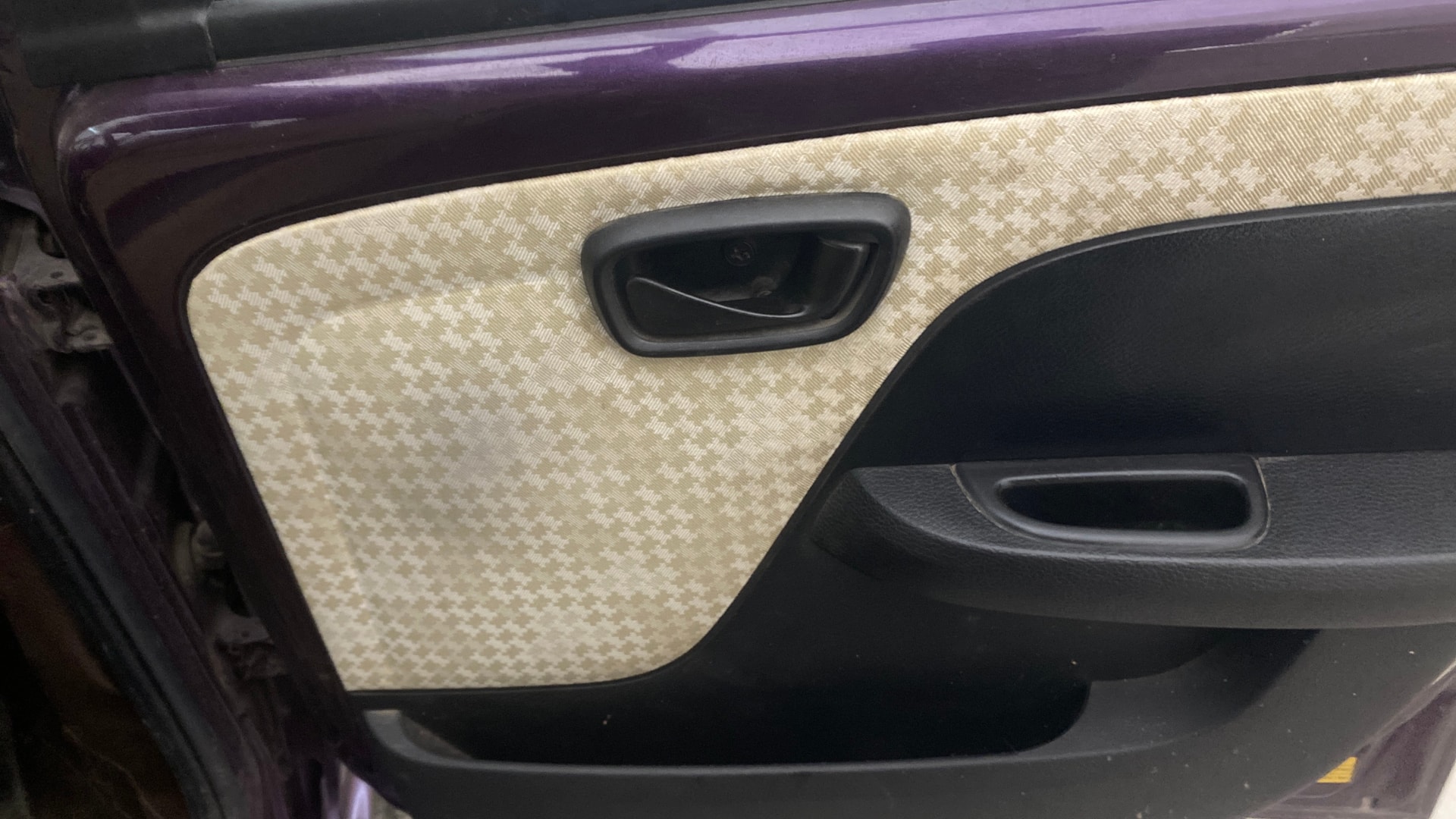 View 2015 Tata Nano Twist XT Image 30 Used 2015 Tata Nano Twist XT Image 30