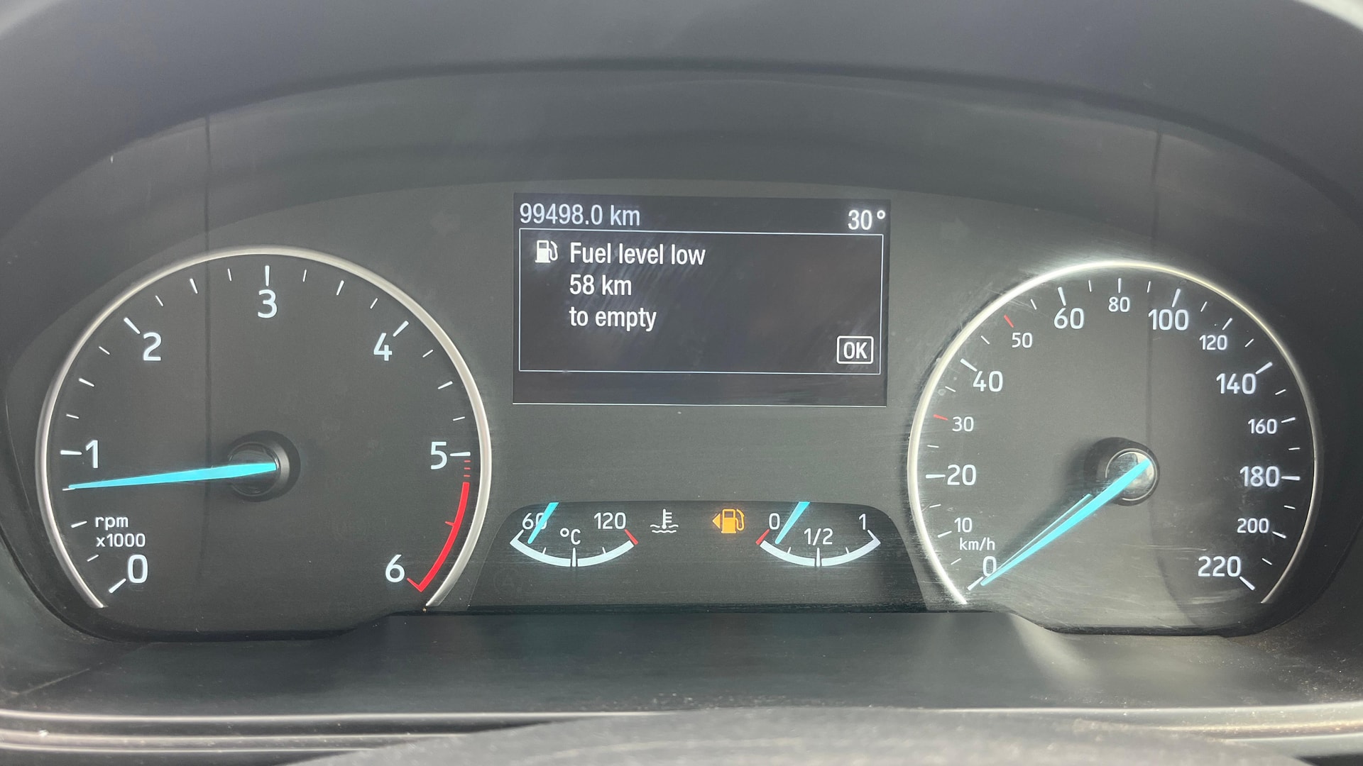 View 2020 Ford EcoSport 1.5 TDCi Diesel Ambiente BS IV Image 35 Used 2020 Ford EcoSport 1.5 TDCi Diesel Ambiente BS IV Image 35