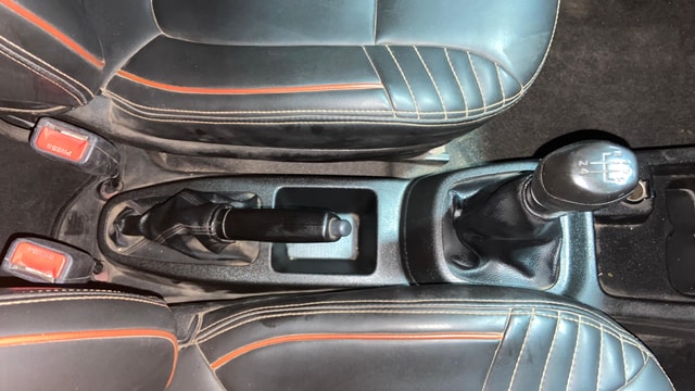 View Renault Kwid Image 37 Used Renault Kwid Image 37