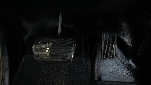 View Mahindra XUV700 Image 30 Used Mahindra XUV700 Image 30