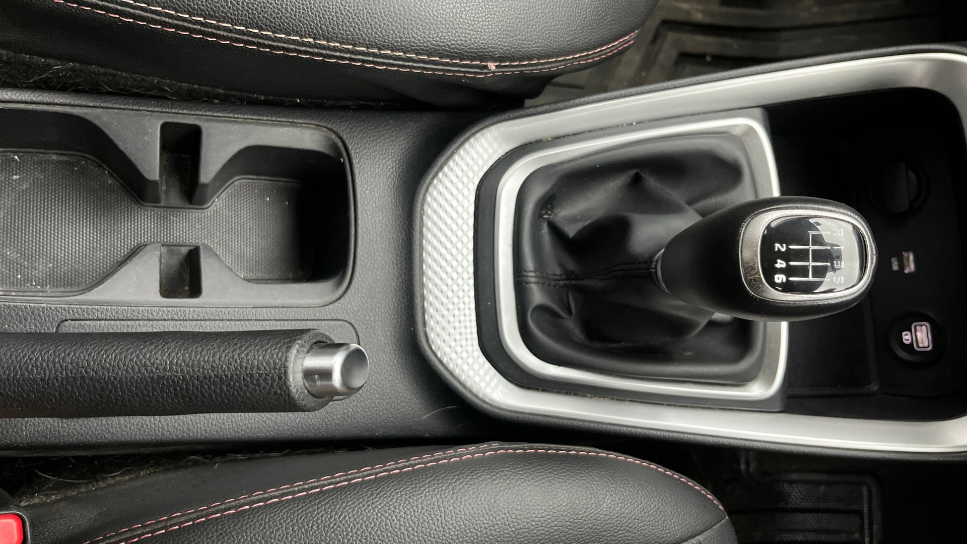 Used 2021 Kia Sonet Used 2021 Kia Sonet