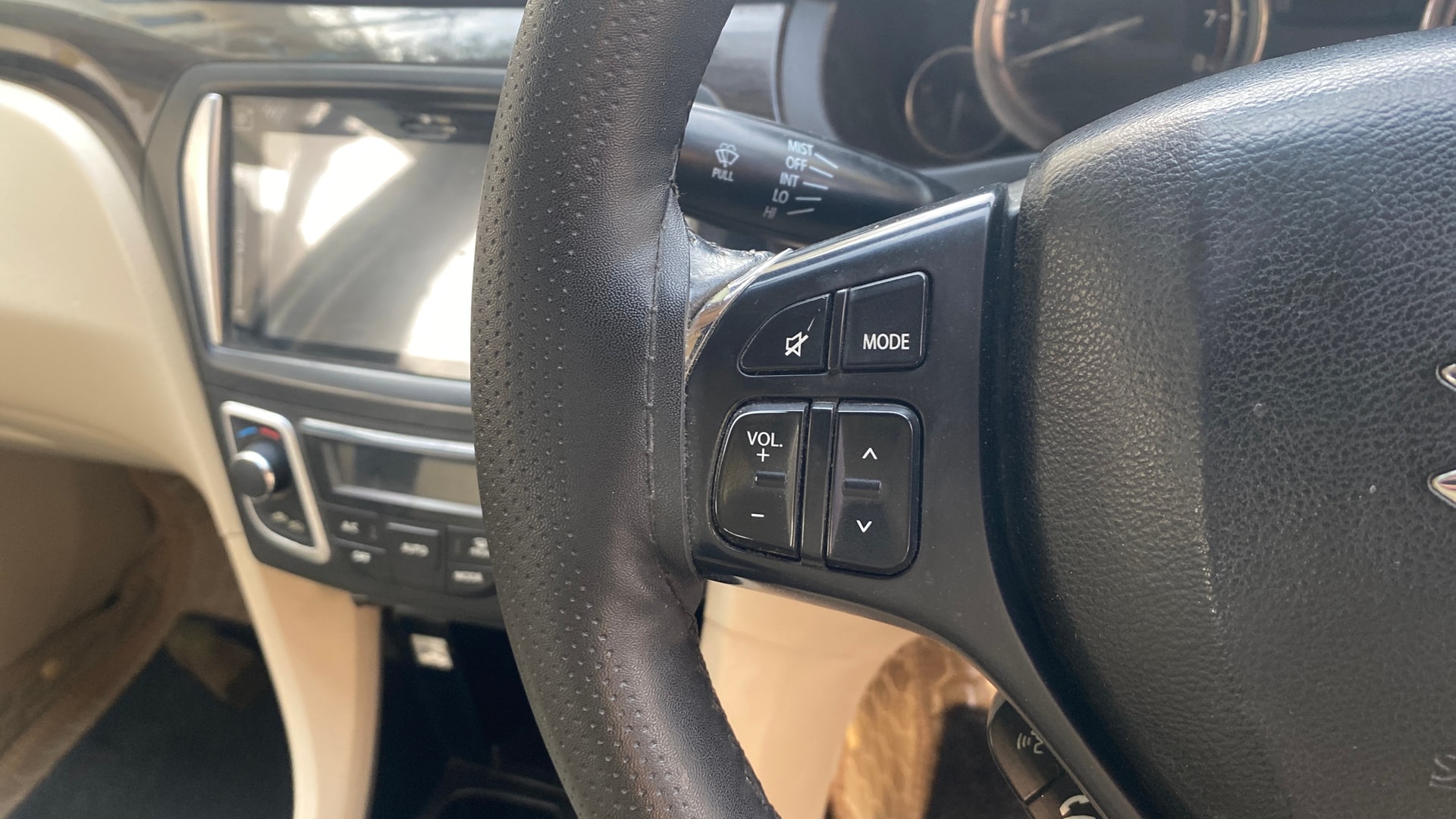 View 2018 Maruti Suzuki 1000 Base Variant Image 3 Used 2018 Maruti Suzuki 1000 Base Variant Image 3