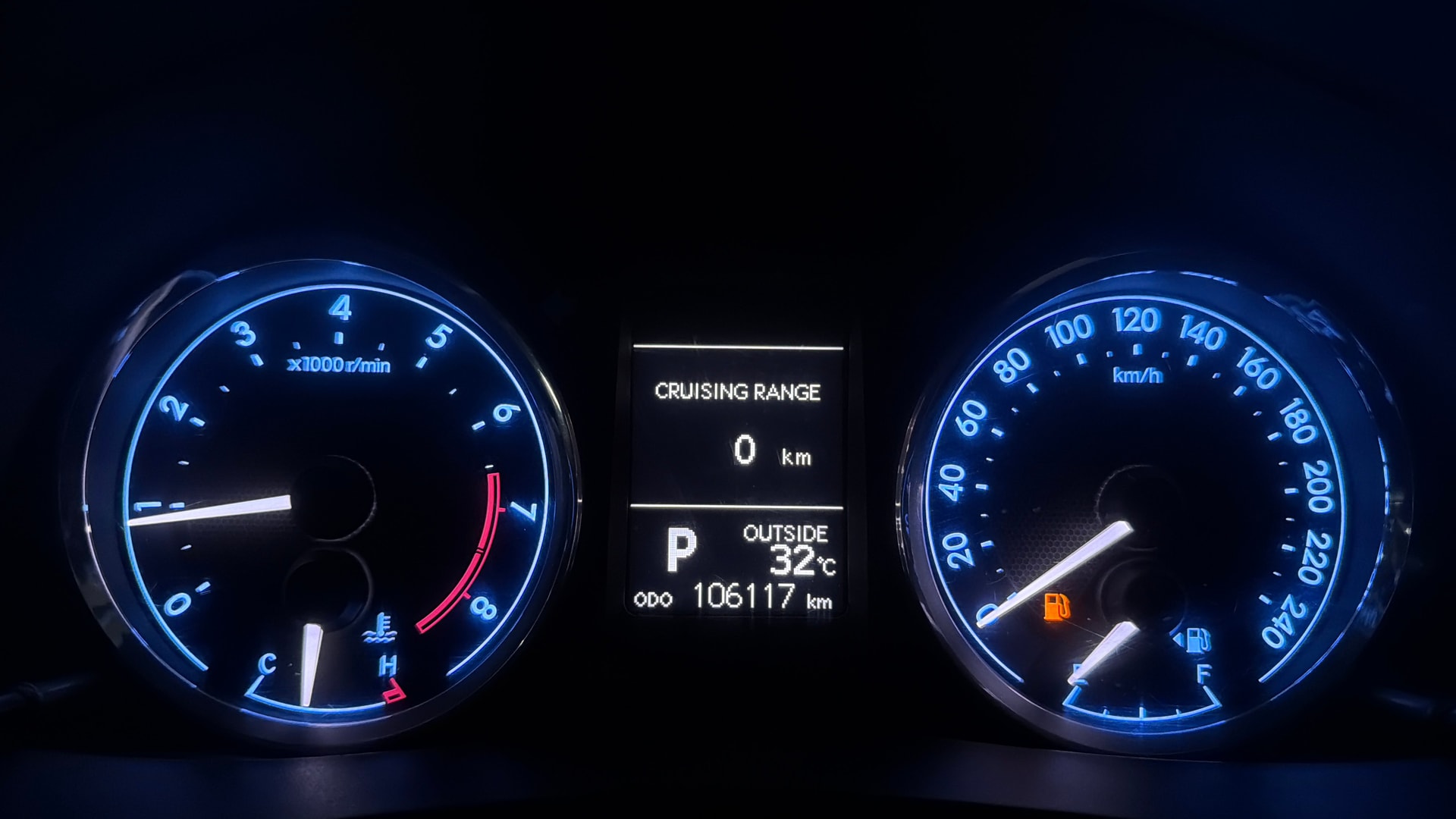 View 2015 Toyota Corolla Altis 1.8 VL AT Image 36 Used 2015 Toyota Corolla Altis 1.8 VL AT Image 36