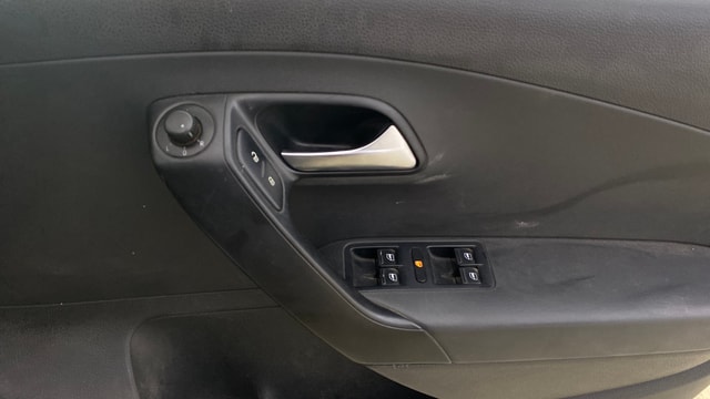 View Volkswagen Cross Polo Image 32 Used Volkswagen Cross Polo Image 32