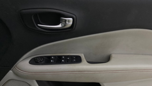View Jeep Compass Image 33 Used Jeep Compass Image 33