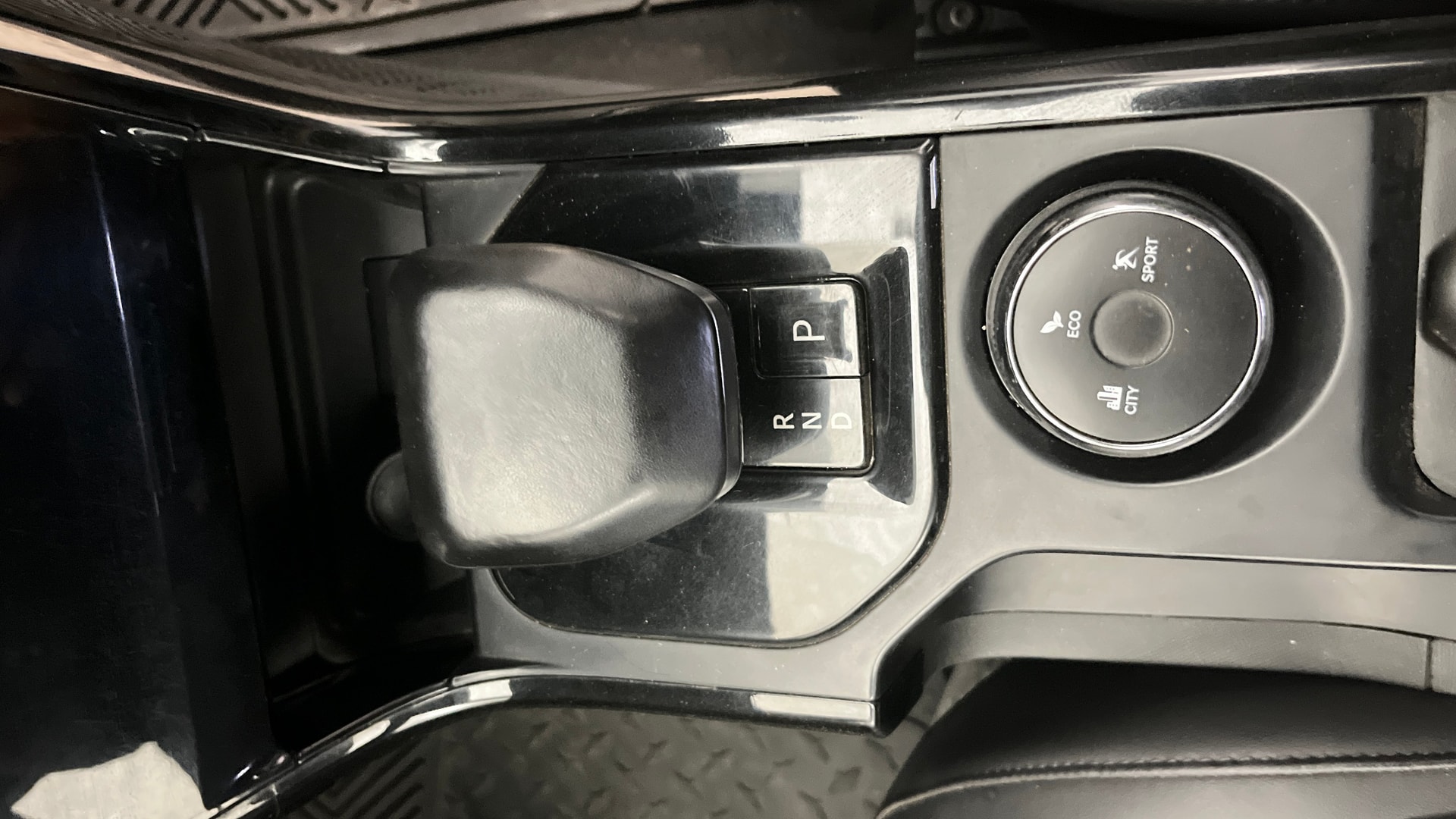 View 2023 Tata Nexon Revotron XE Image 42 Used 2023 Tata Nexon Revotron XE Image 42