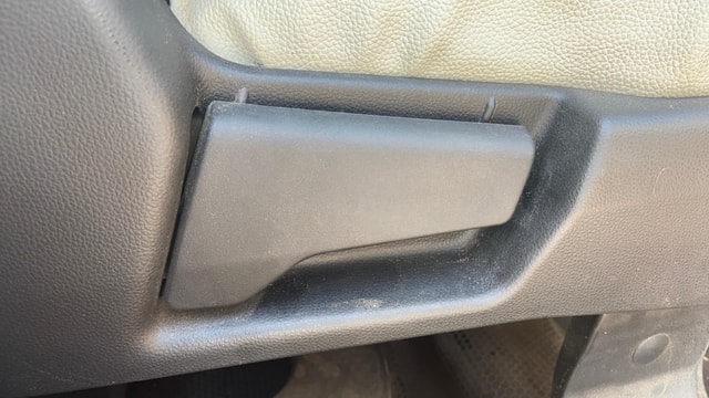 View Renault Triber Image 19 Used Renault Triber Image 19