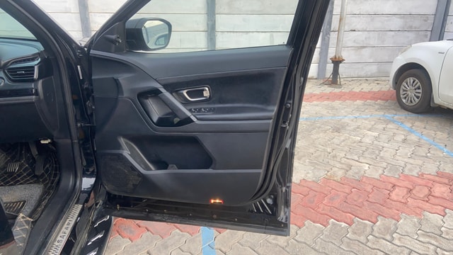 View Tata Safari Image 41 Used Tata Safari Image 41