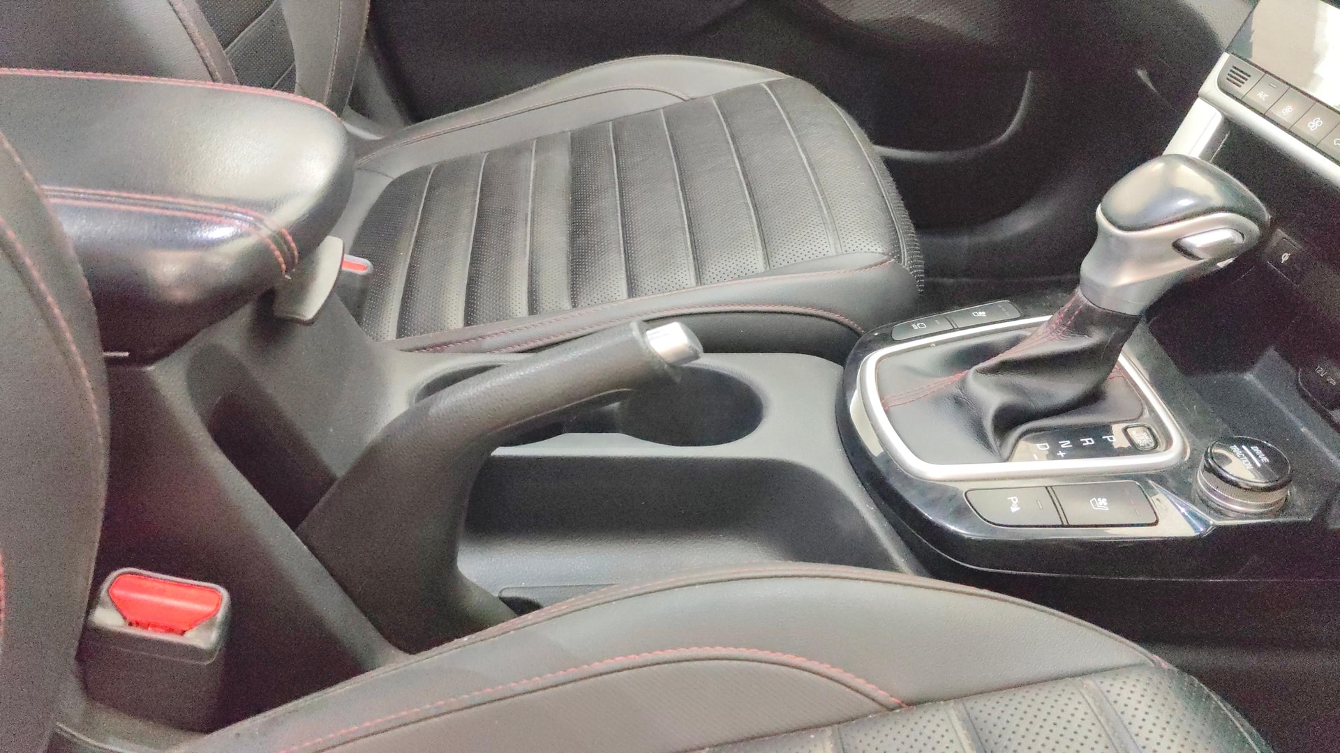 View 2020 Kia Seltos GTX Plus AT Diesel Image 43 Used 2020 Kia Seltos GTX Plus AT Diesel Image 43