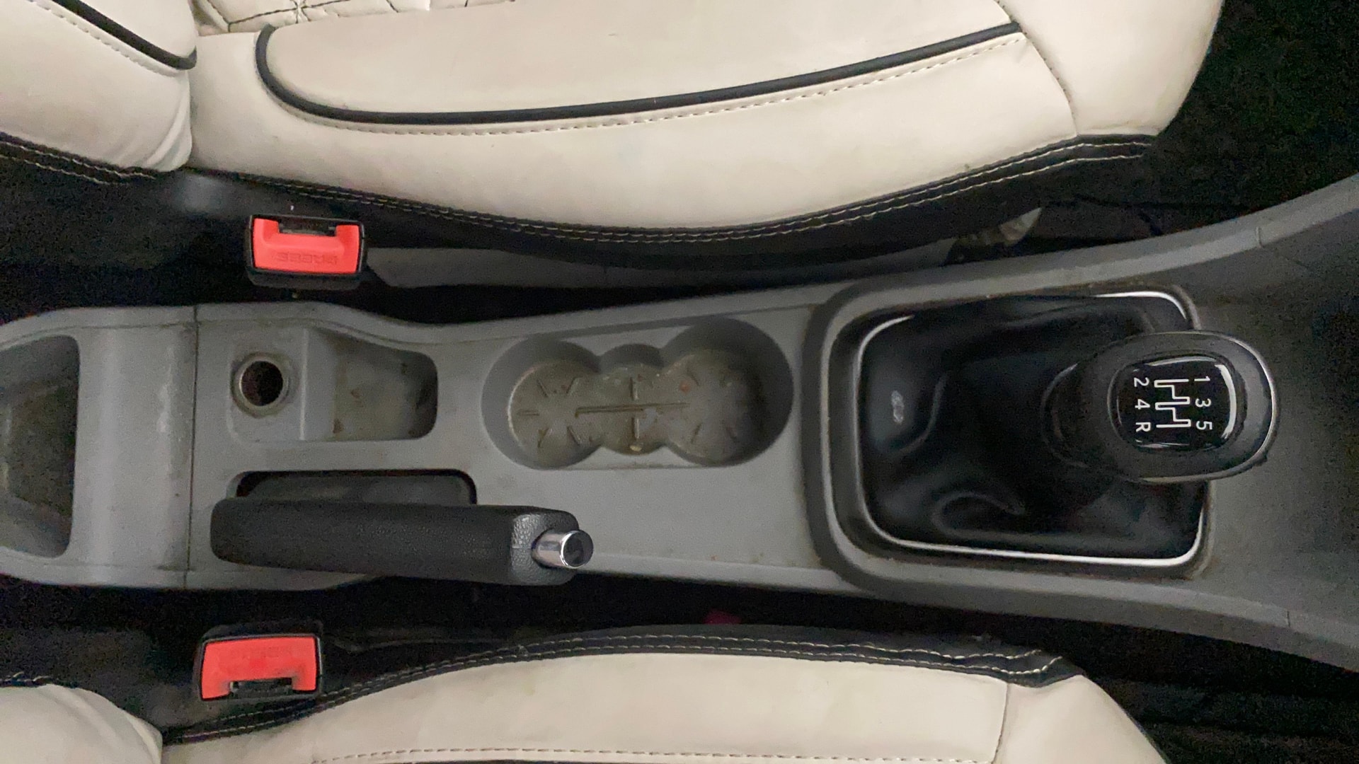 View 2021 Tata Tigor XE Diesel Image 39 Used 2021 Tata Tigor XE Diesel Image 39
