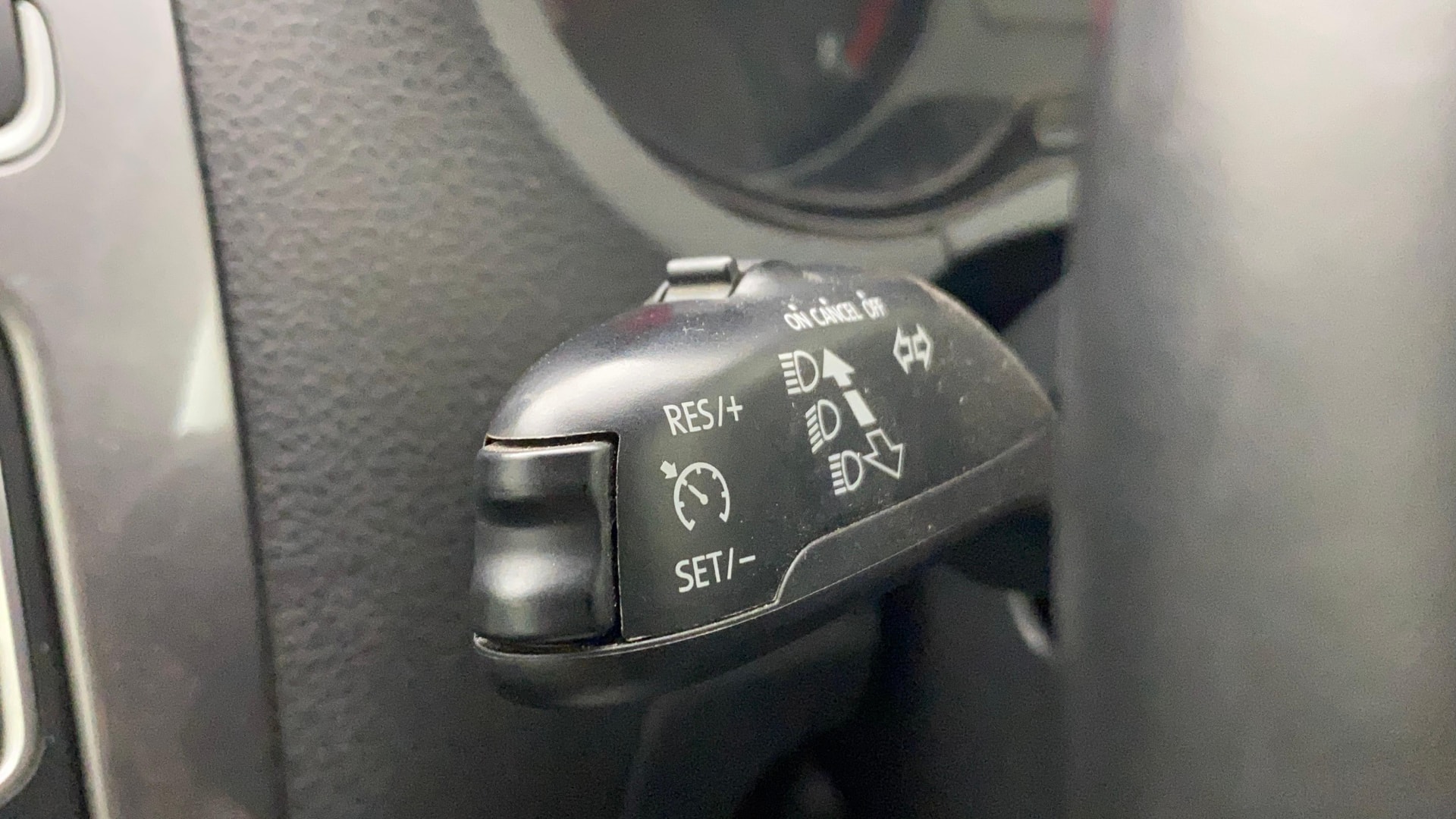 View 2021 Volkswagen Polo 1.0 L TSI Highline Plus Petrol Image 3 Used 2021 Volkswagen Polo 1.0 L TSI Highline Plus Petrol Image 3