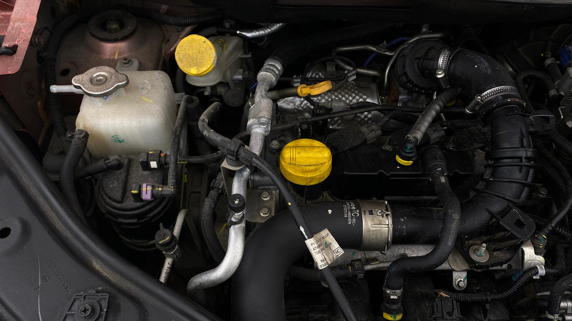 View 2024 Nissan Magnite Geza Edition CVT Image 3 Used 2024 Nissan Magnite Geza Edition CVT Image 3