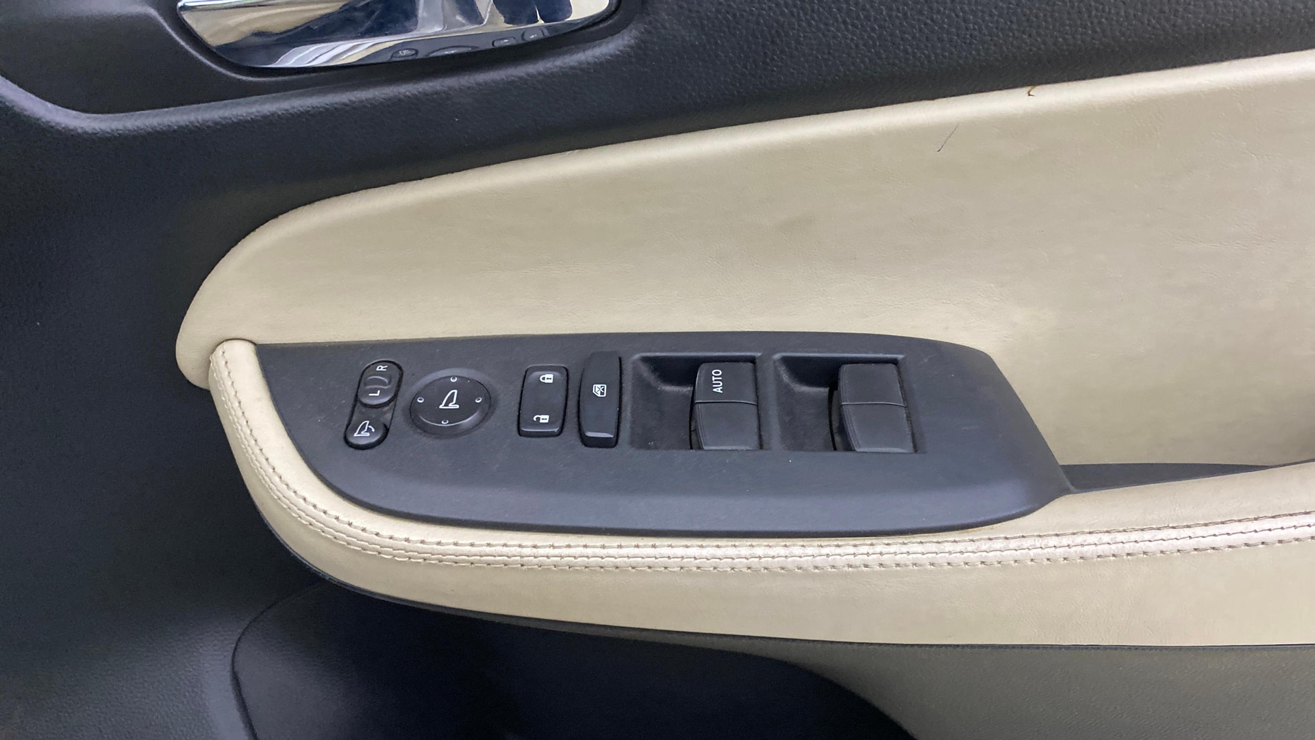 View 2021 Honda City ZX MT Diesel Anniversary Edition Image 35 Used 2021 Honda City ZX MT Diesel Anniversary Edition Image 35