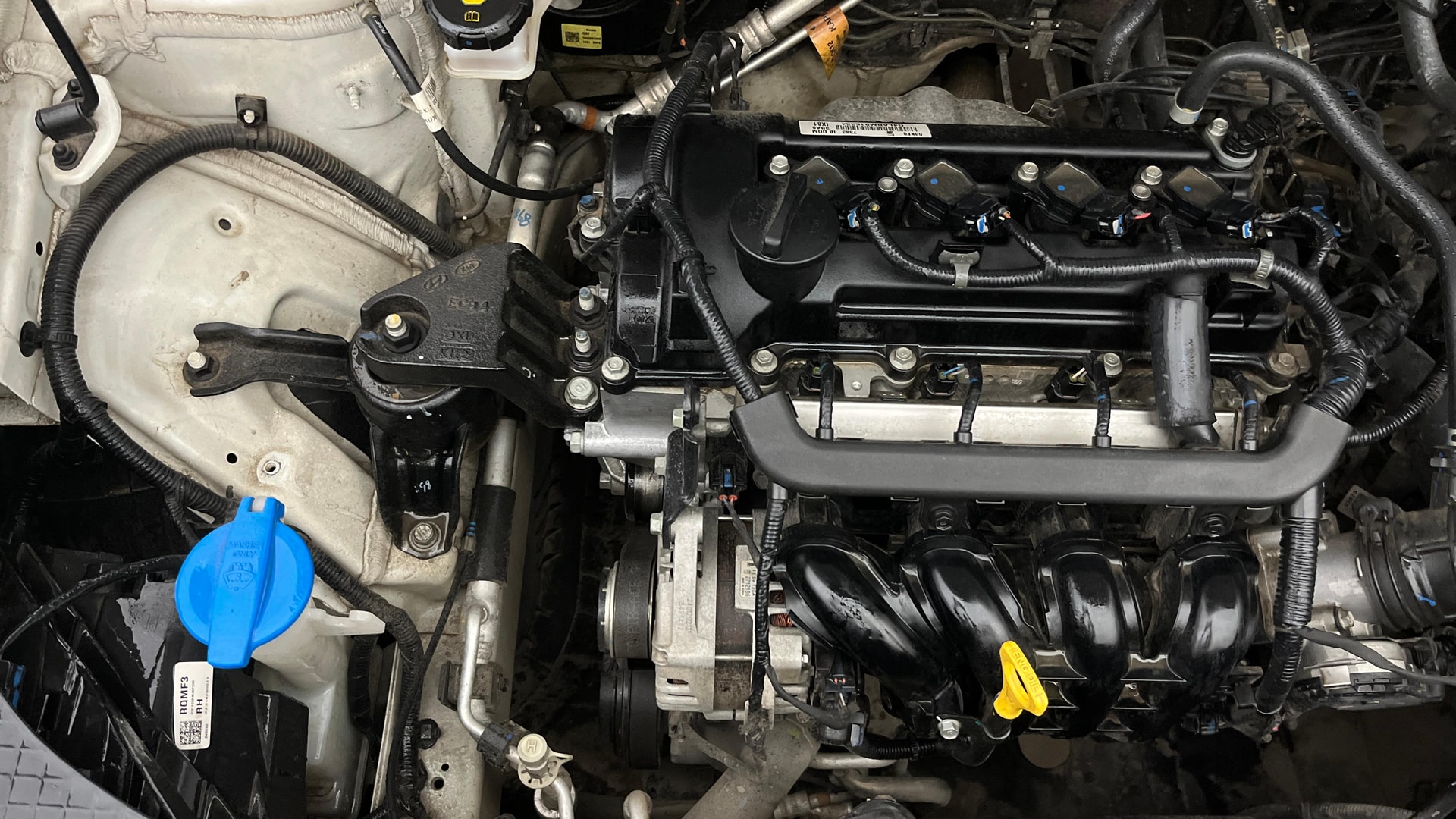 View 2024 Hyundai Venue S 1.2 Petrol Image 3 Used 2024 Hyundai Venue S 1.2 Petrol Image 3