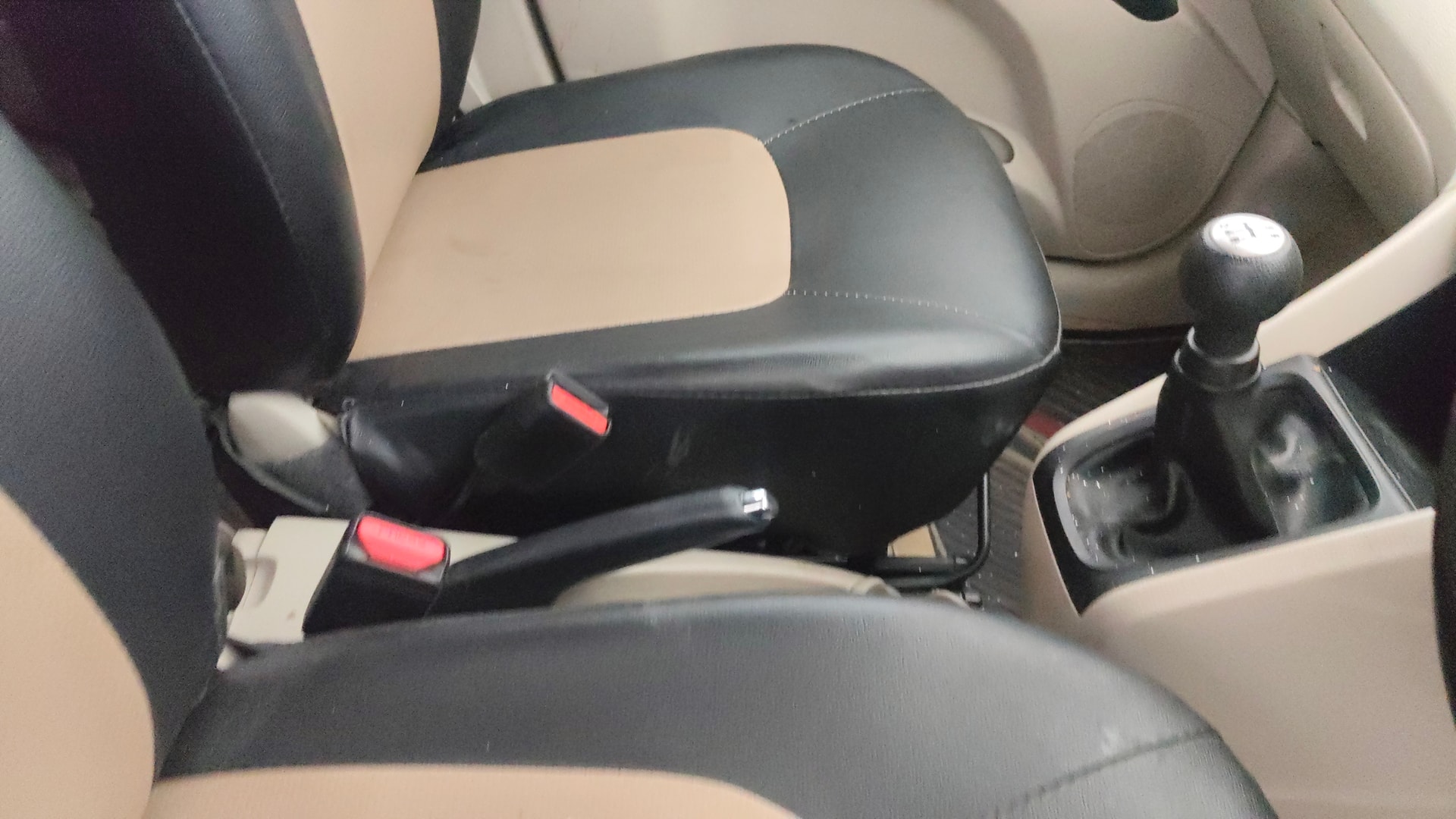 View 2020 Maruti Suzuki 1000 Base Variant Image 37 Used 2020 Maruti Suzuki 1000 Base Variant Image 37