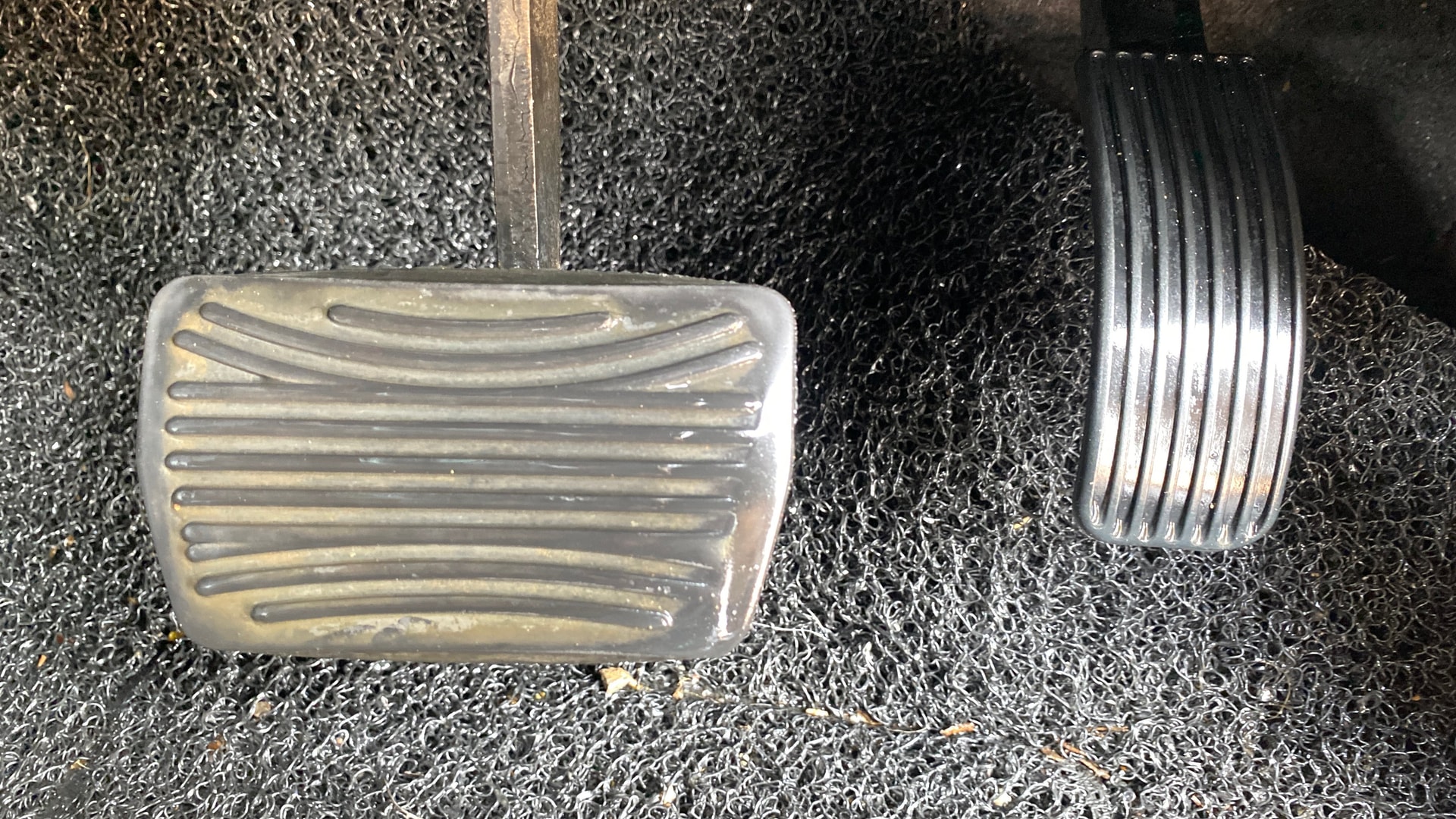 View 2020 Mahindra Thar AX Standard Manual Soft Top 6 Seater Image 10 Used 2020 Mahindra Thar AX Standard Manual Soft Top 6 Seater Image 10