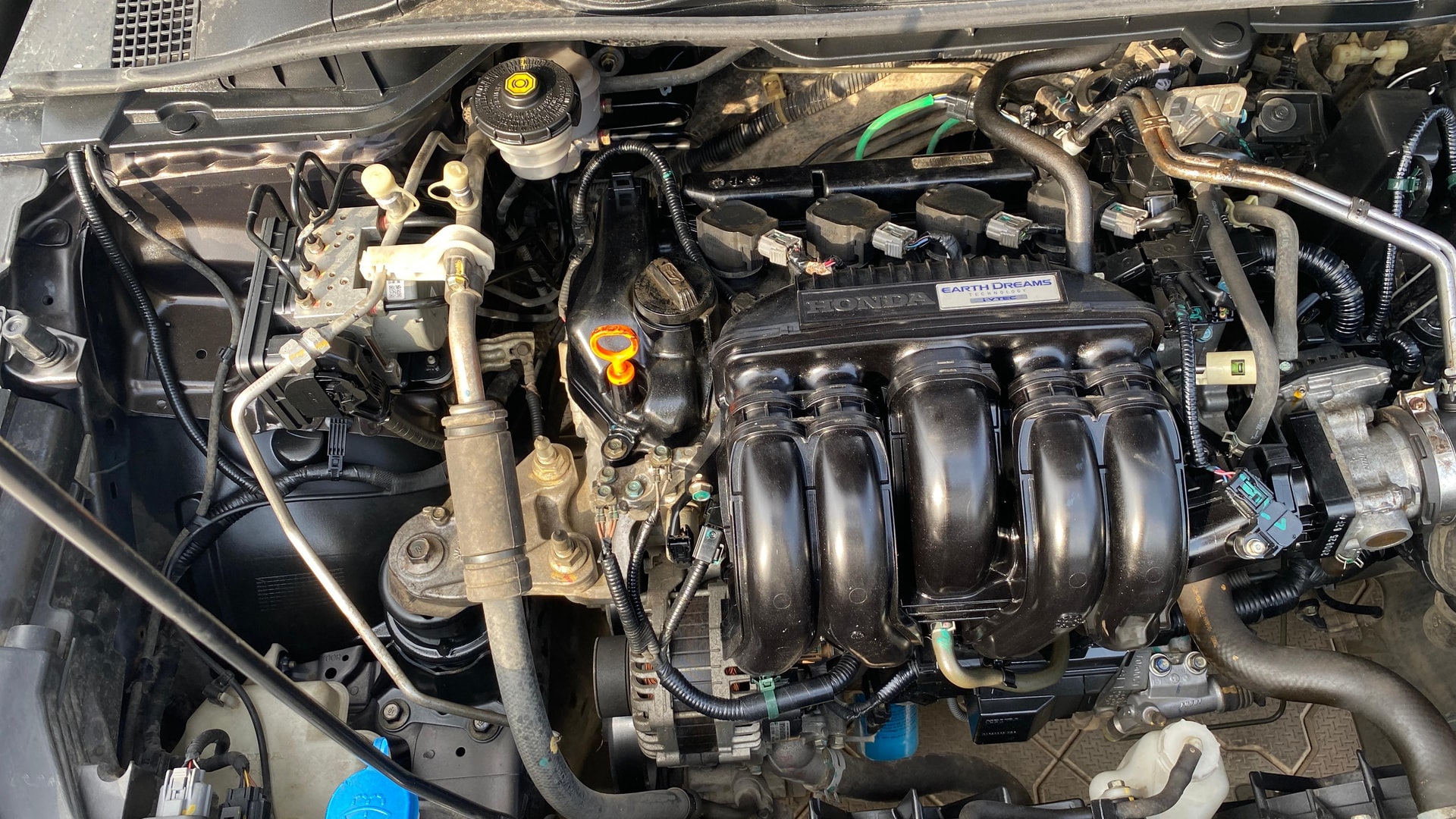 View 2020 Honda City ZX CVT Image 4 Used 2020 Honda City ZX CVT Image 4
