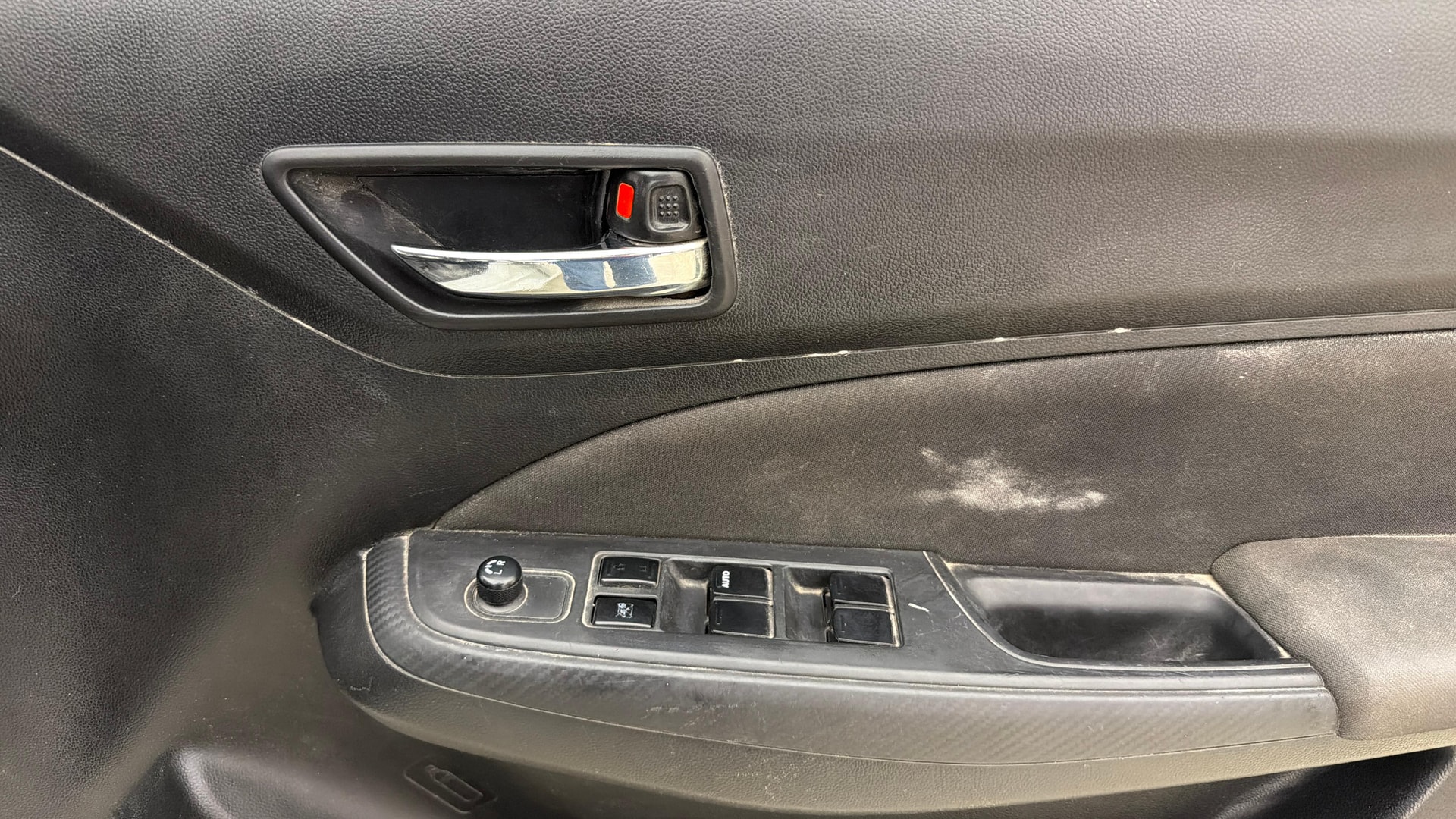View 2022 Maruti Suzuki 1000 Base Variant Image 32 Used 2022 Maruti Suzuki 1000 Base Variant Image 32