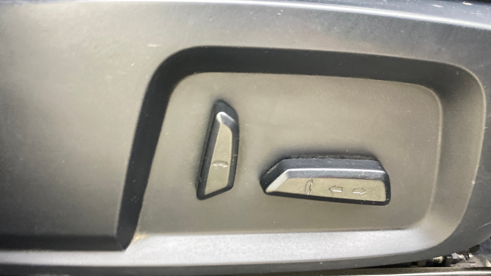 View 2021 Tata Harrier XE Image 19 Used 2021 Tata Harrier XE Image 19
