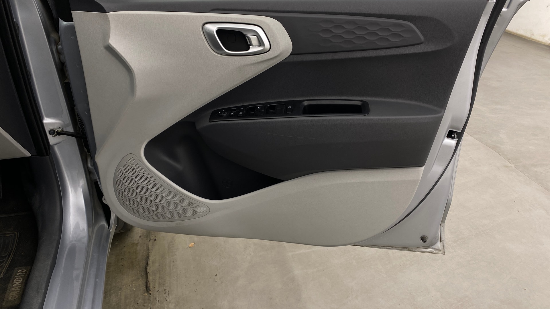 View 2022 Hyundai Grand i10 Nios Sportz Petrol Image 33 Used 2022 Hyundai Grand i10 Nios Sportz Petrol Image 33