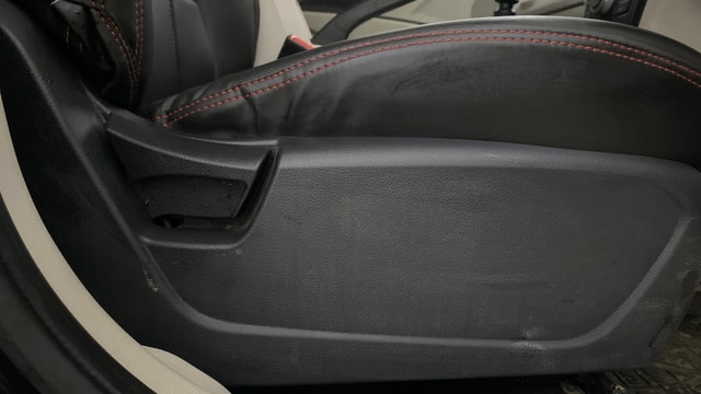 View Mahindra XUV300 Image 18 Used Mahindra XUV300 Image 18