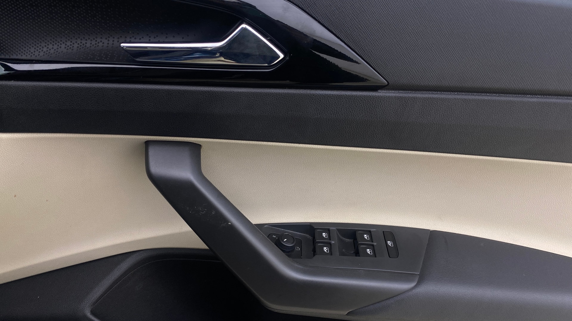 Used 2023 Skoda Slavia Used 2023 Skoda Slavia