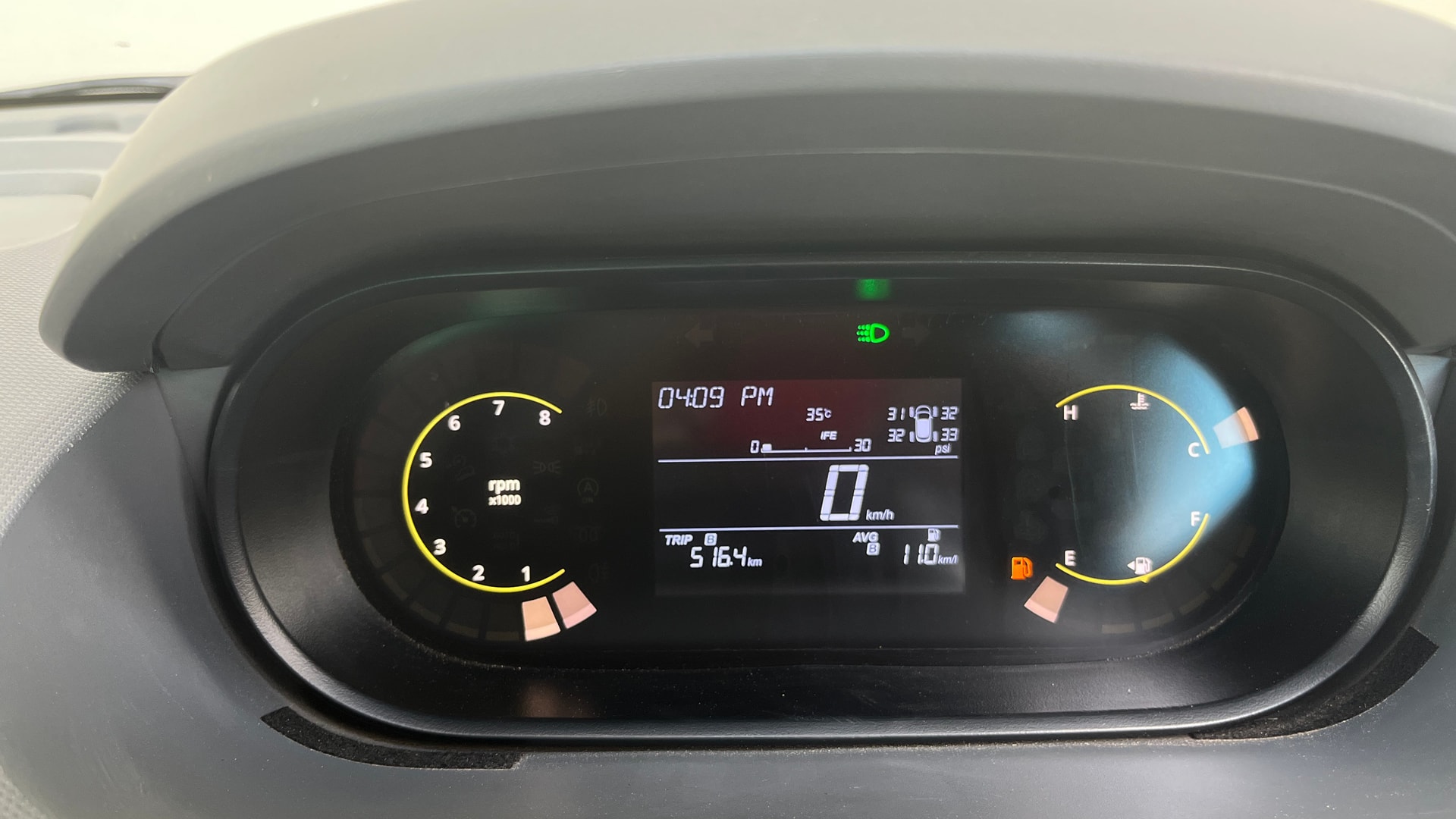 View 2025 Tata Tiago Revotorq XB Image 21 Used 2025 Tata Tiago Revotorq XB Image 21