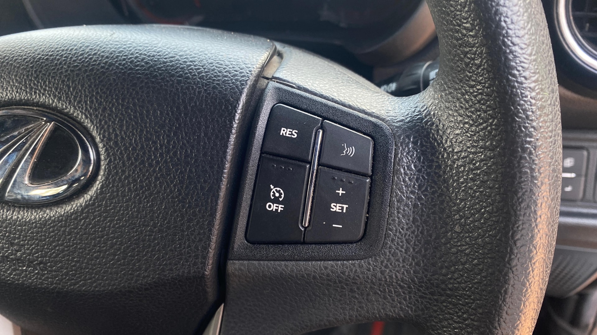 View 2022 Mahindra Thar AX Standard Manual Soft Top 6 Seater Image 3 Used 2022 Mahindra Thar AX Standard Manual Soft Top 6 Seater Image 3