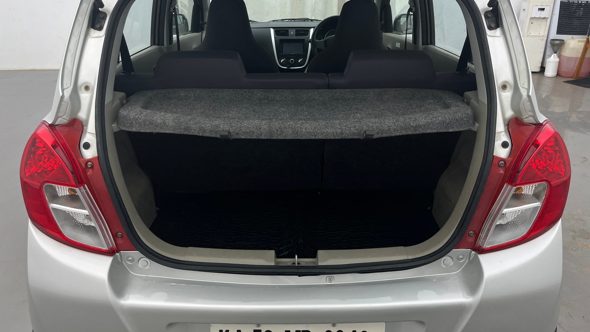 View 2016 Maruti Suzuki 1000 Base Variant Image 10 Used 2016 Maruti Suzuki 1000 Base Variant Image 10