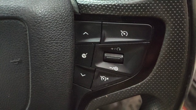 View Tata Safari Image 3 Used Tata Safari Image 3