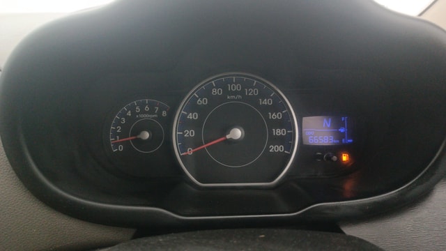 View Hyundai i10 Image 34 Used Hyundai i10 Image 34