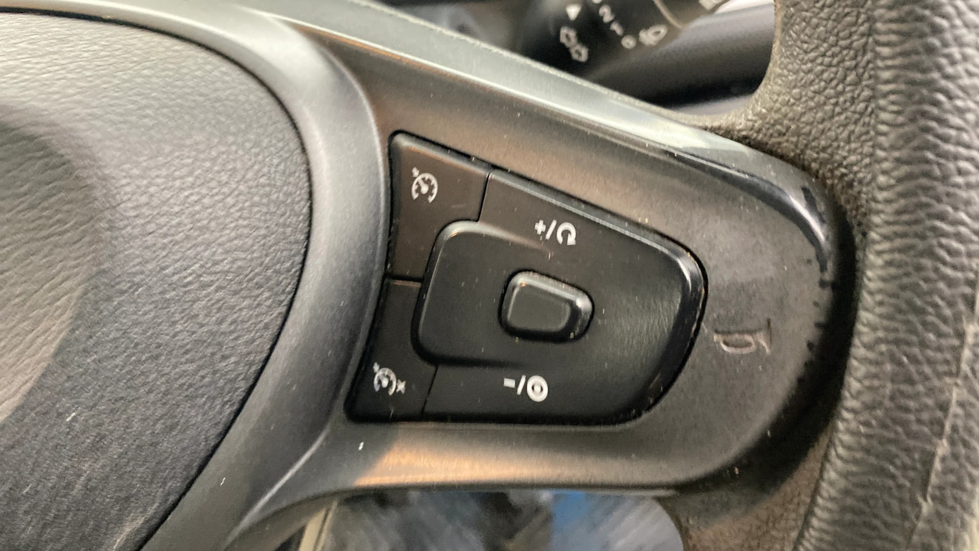 Used 2022 Tata Altroz Used 2022 Tata Altroz