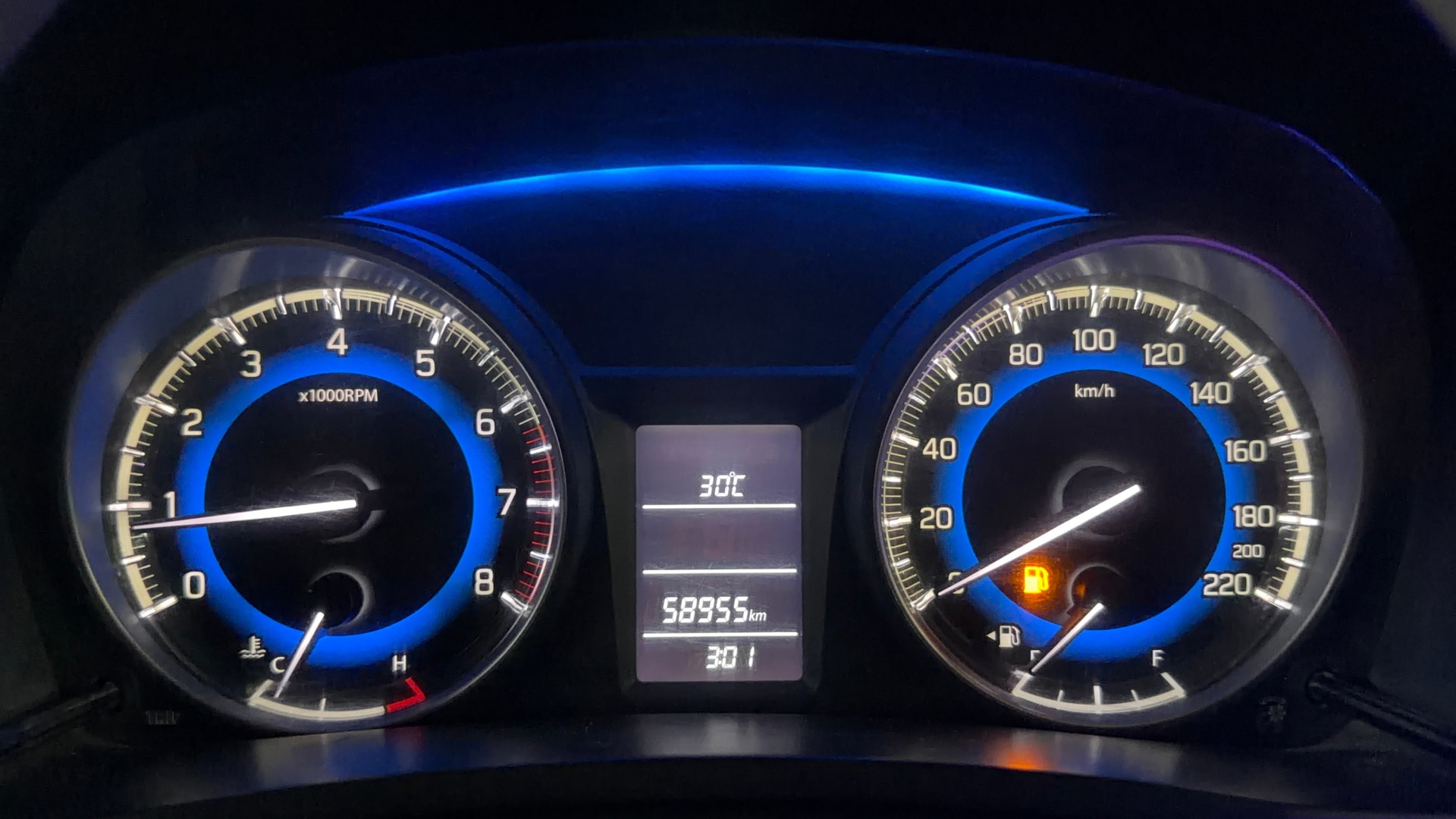 View 2016 Maruti Suzuki 1000 Base Variant Image 33 Used 2016 Maruti Suzuki 1000 Base Variant Image 33