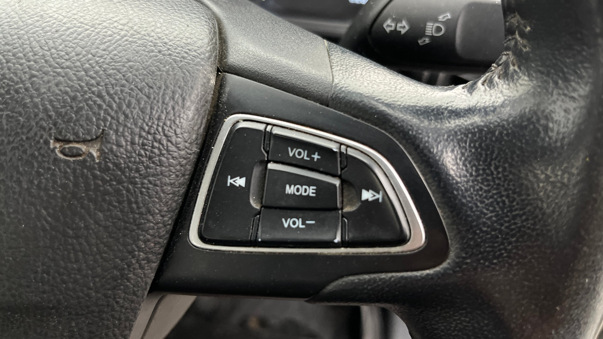 View 2020 Ford EcoSport 1.5 TDCi Diesel Ambiente BS IV Image 3 Used 2020 Ford EcoSport 1.5 TDCi Diesel Ambiente BS IV Image 3