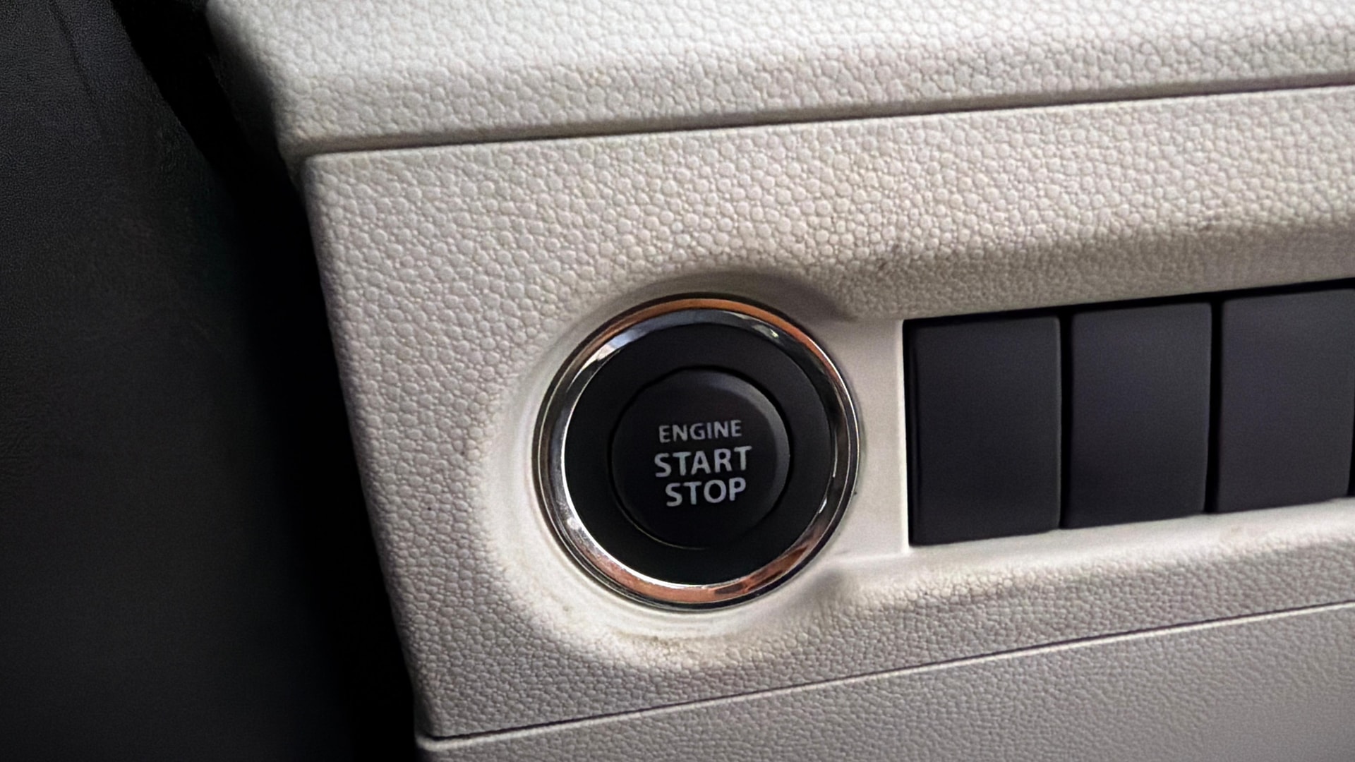 View 2022 Maruti Suzuki 1000 Base Variant Image 34 Used 2022 Maruti Suzuki 1000 Base Variant Image 34
