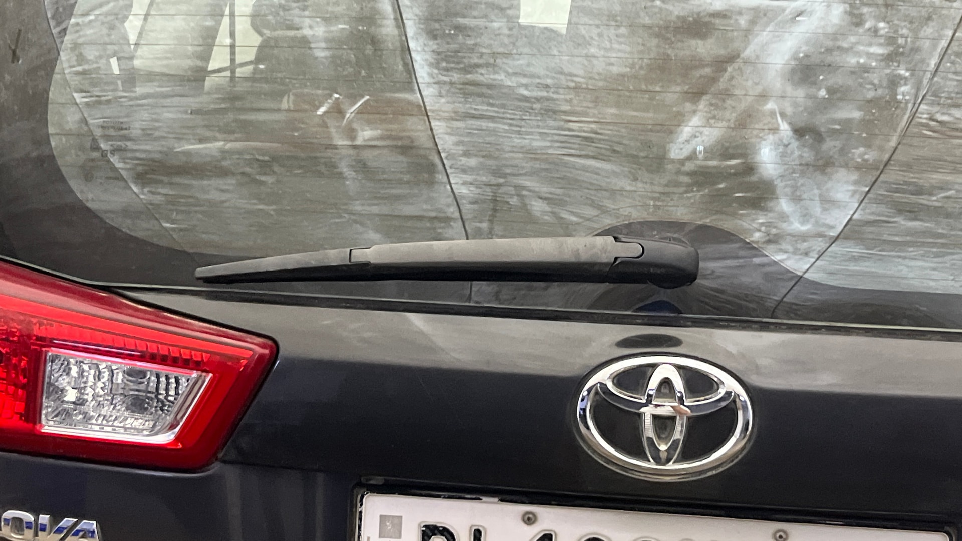 View 2019 Toyota Innova Crysta 2.7 ZX AT 7-Seater BS IV Image 25 Used 2019 Toyota Innova Crysta 2.7 ZX AT 7-Seater BS IV Image 25