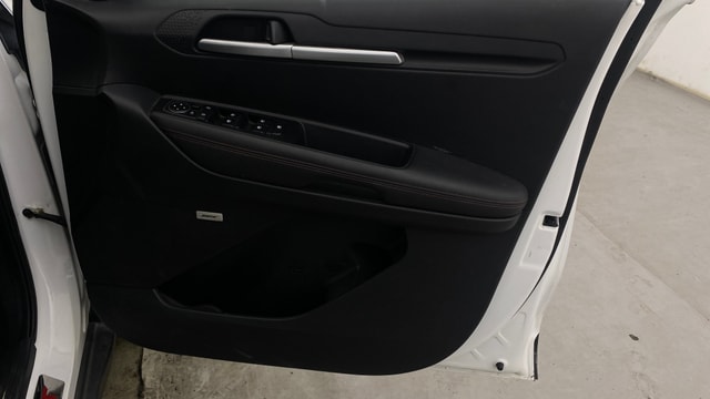 View Kia Sonet Image 35 Used Kia Sonet Image 35